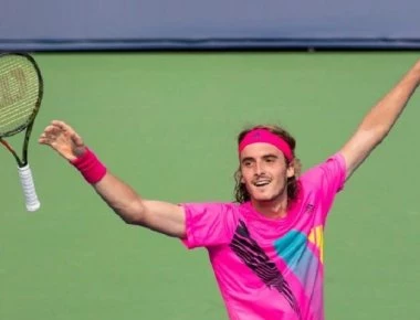 Τσιτσιπάς: Ερωτευμένος με το ελληνικό φαγητό - Δε χτενίζεται ποτέ (βίντεο)